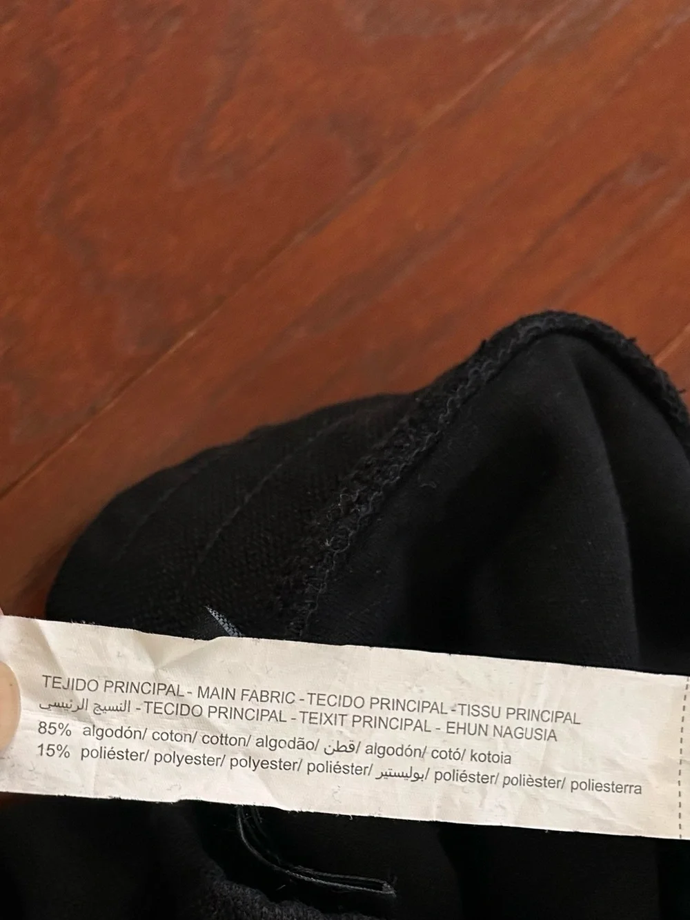 Lefties Black Cargo Sweat Shorts - Men's L (32) - Cotton Blend Fleece-Back Jogge